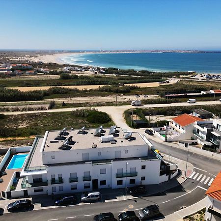 Beach & Surf Lovers Apartment With Ac - 巴勒尔 外观 照片
